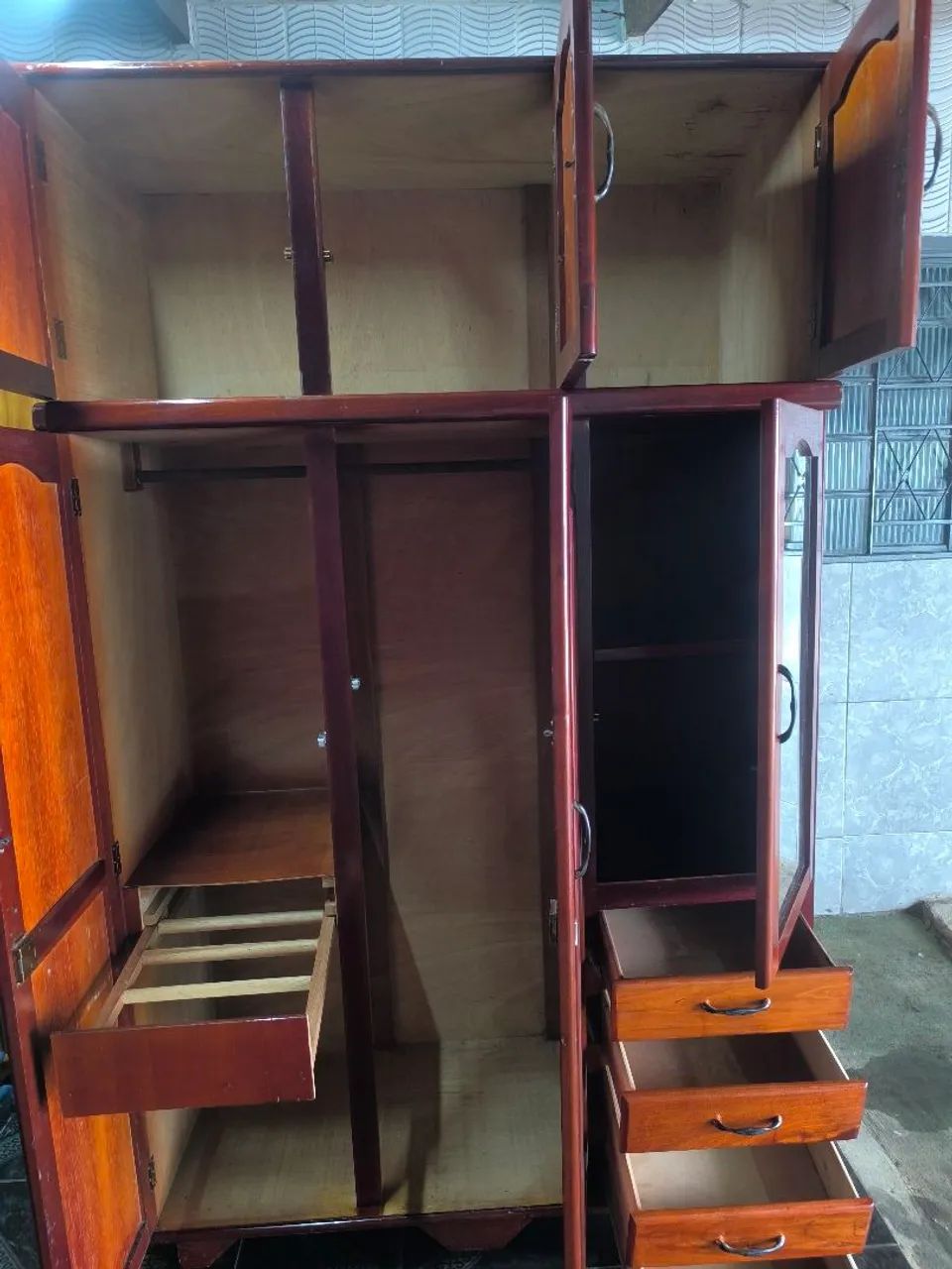 Guarda roupa de madeira - Foto 4