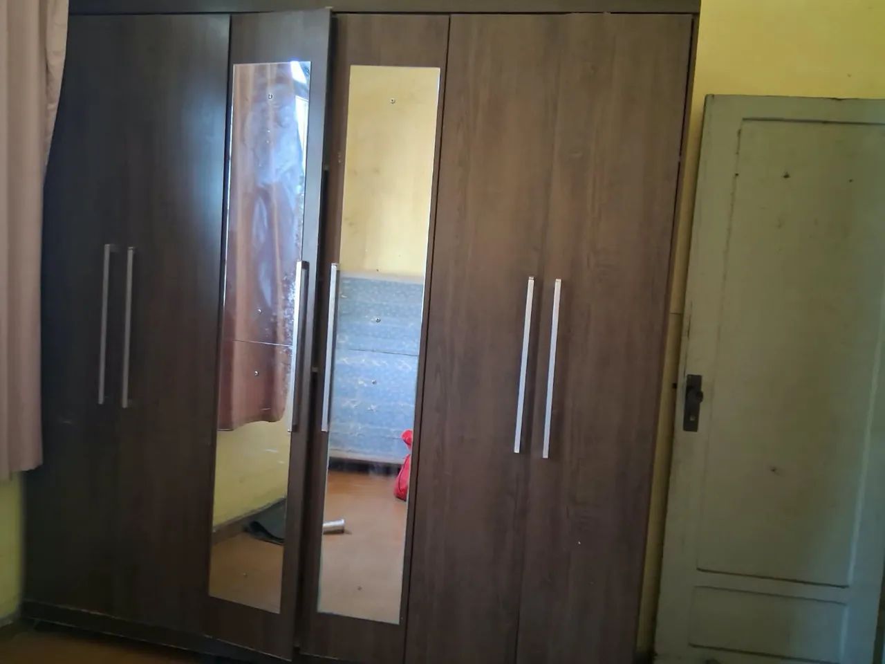 Guarda roupa 6 portas - Foto 2