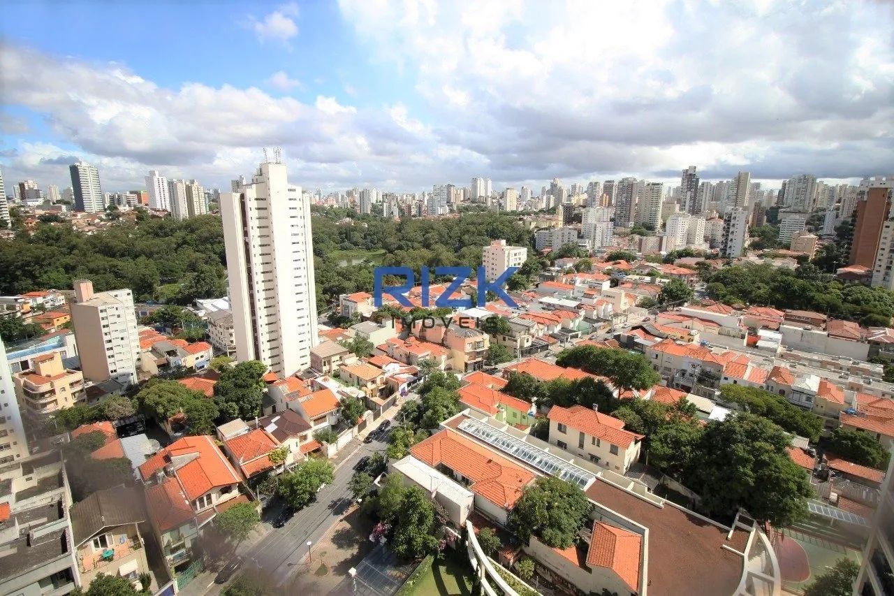 Apto com 227,00 m2 com terraço gourmet Aclimação - Foto 2