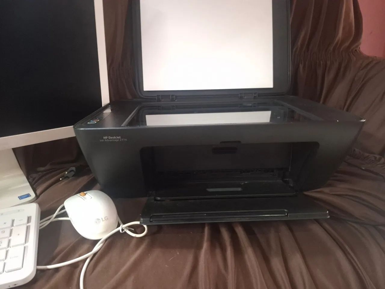 Computador da lg lg all in one e impressora HP desKjet  2774 - Foto 2