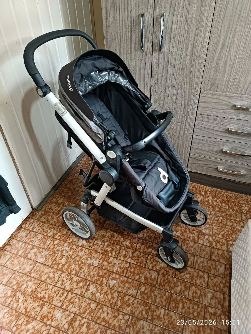 Carrinho de bebê multifuncional conjunto com bebê conforto.  - Foto 5