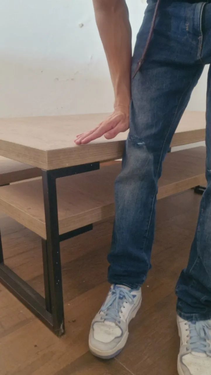 Conjuntos de Mesa e Bancos em Estilo Industrial - Foto 2