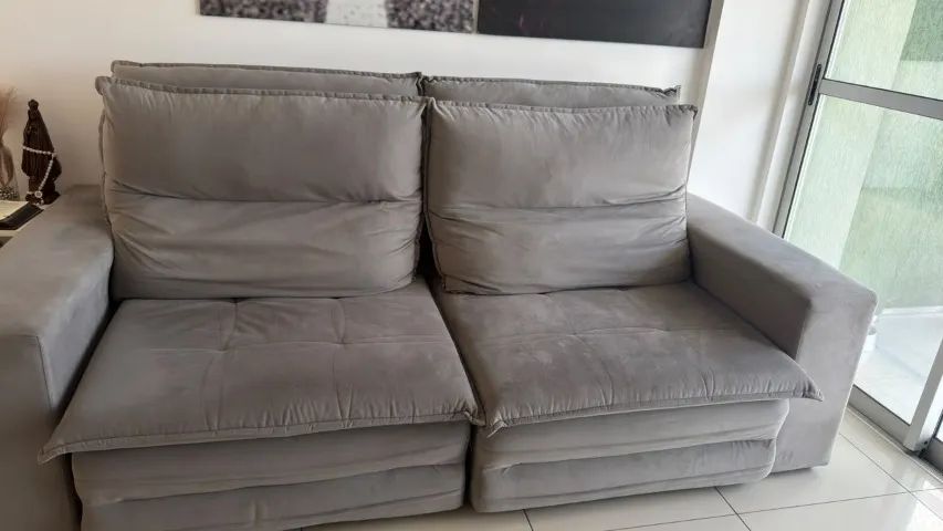 Sofá retrátil com encosto duplo 4 lugares