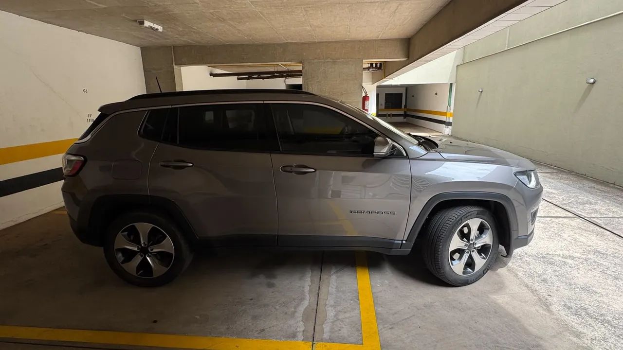 Jeep Compass Longitude 2.0 4X2 Flex 16V Aut. 2017 - Foto 4