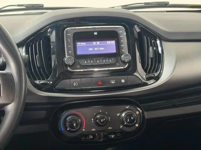 Fiat Uno Evolution 1.4 Fire Flex 8V 5P 2016 - Foto 5
