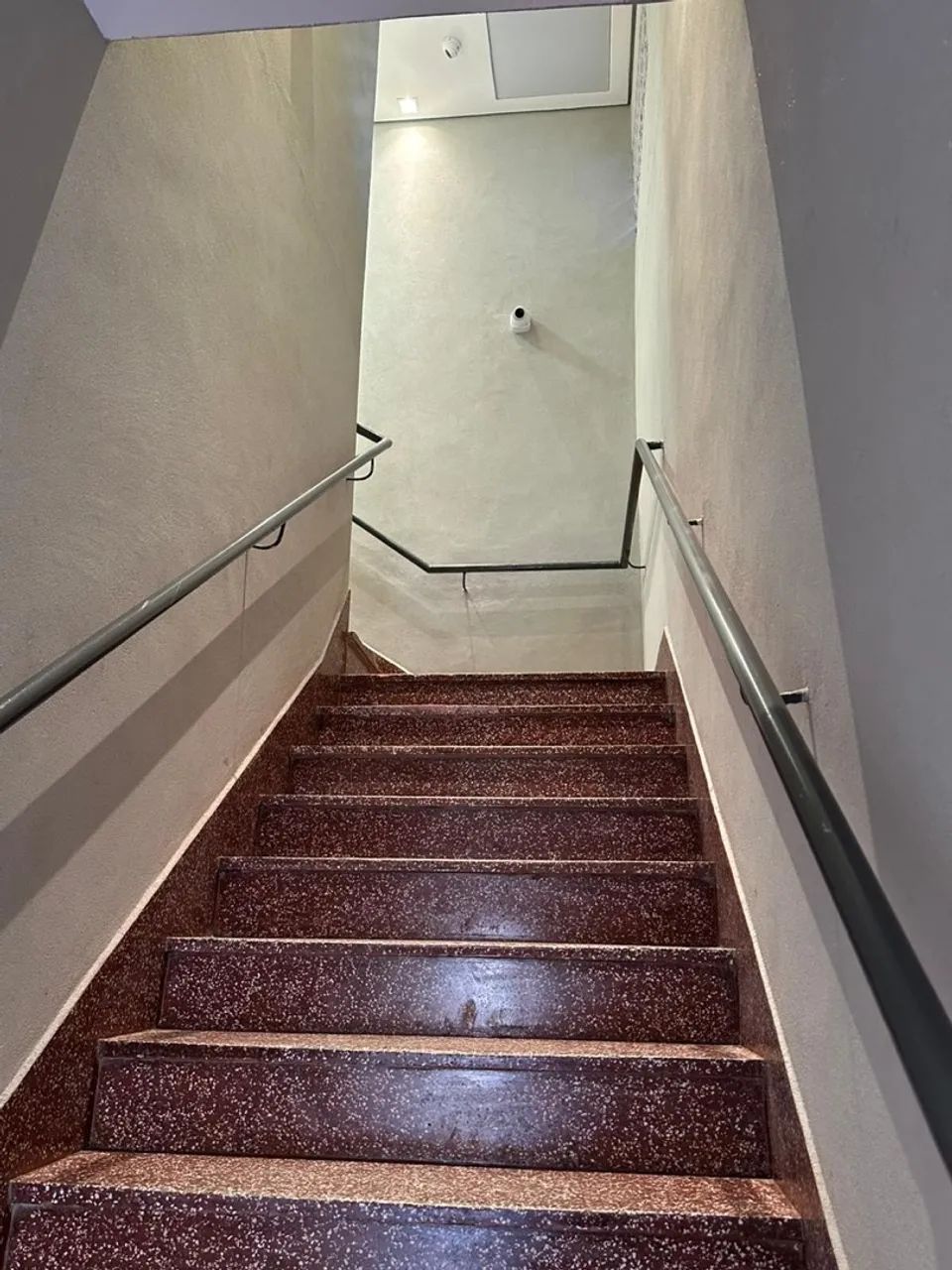 Duas salas comercias disponíveis - 31m e 72m - Foto 4