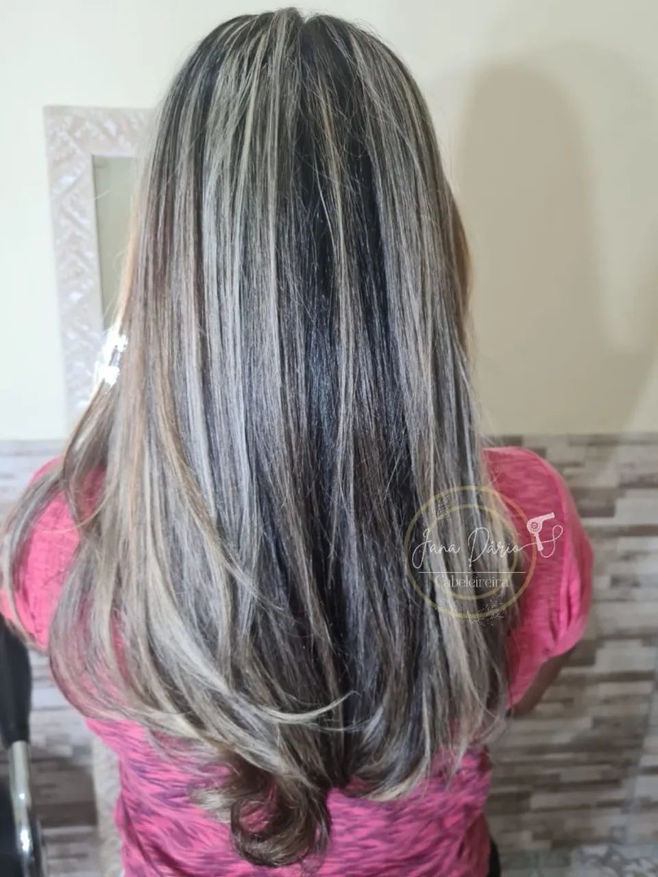 Cabeleireira  e Manicure á domicílio 