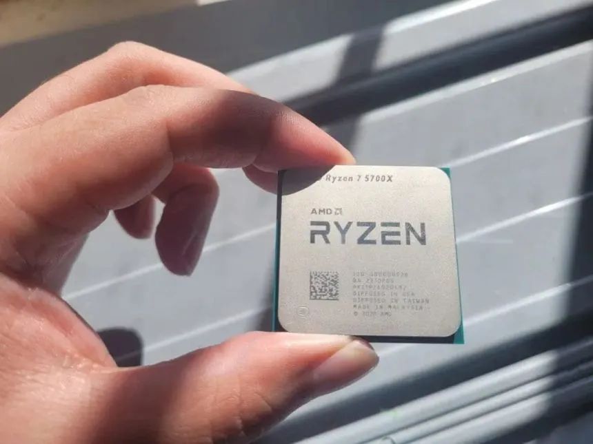 Ryzen 7 5700X - AMD ( Impecável), 3.4 GHz (Máx 4.6 GHz