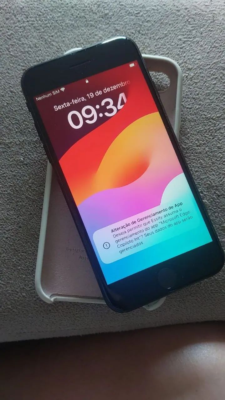 Iphone SE geração 3 - Foto 2