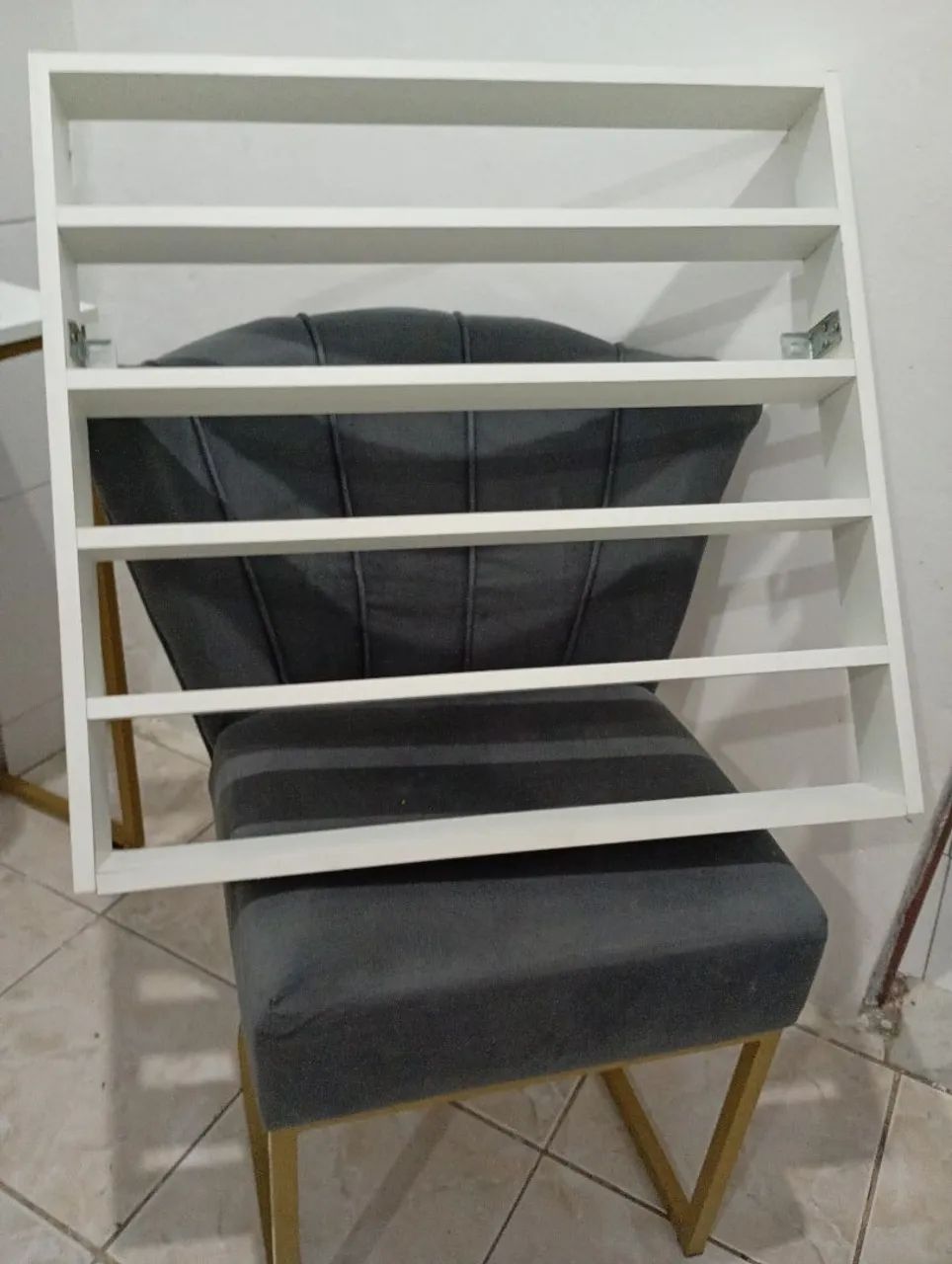 Poltrona,mesa e expositor de esmaltes  - Foto 3