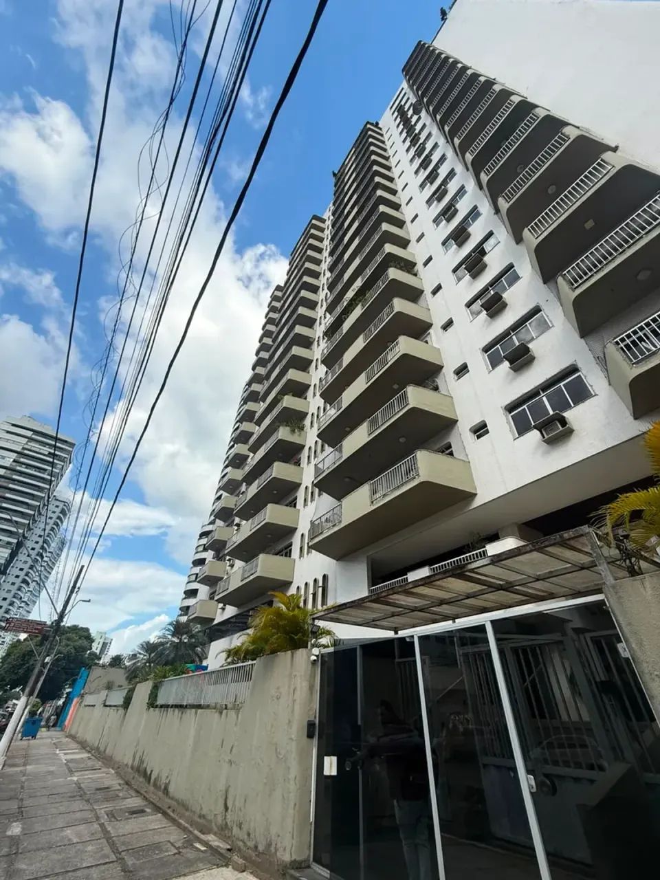 Cobertura Triplex para venda no Ed. Dulce Miranda.