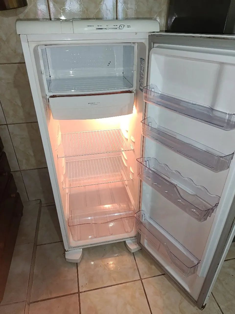 Geladeira 780 - Foto 2