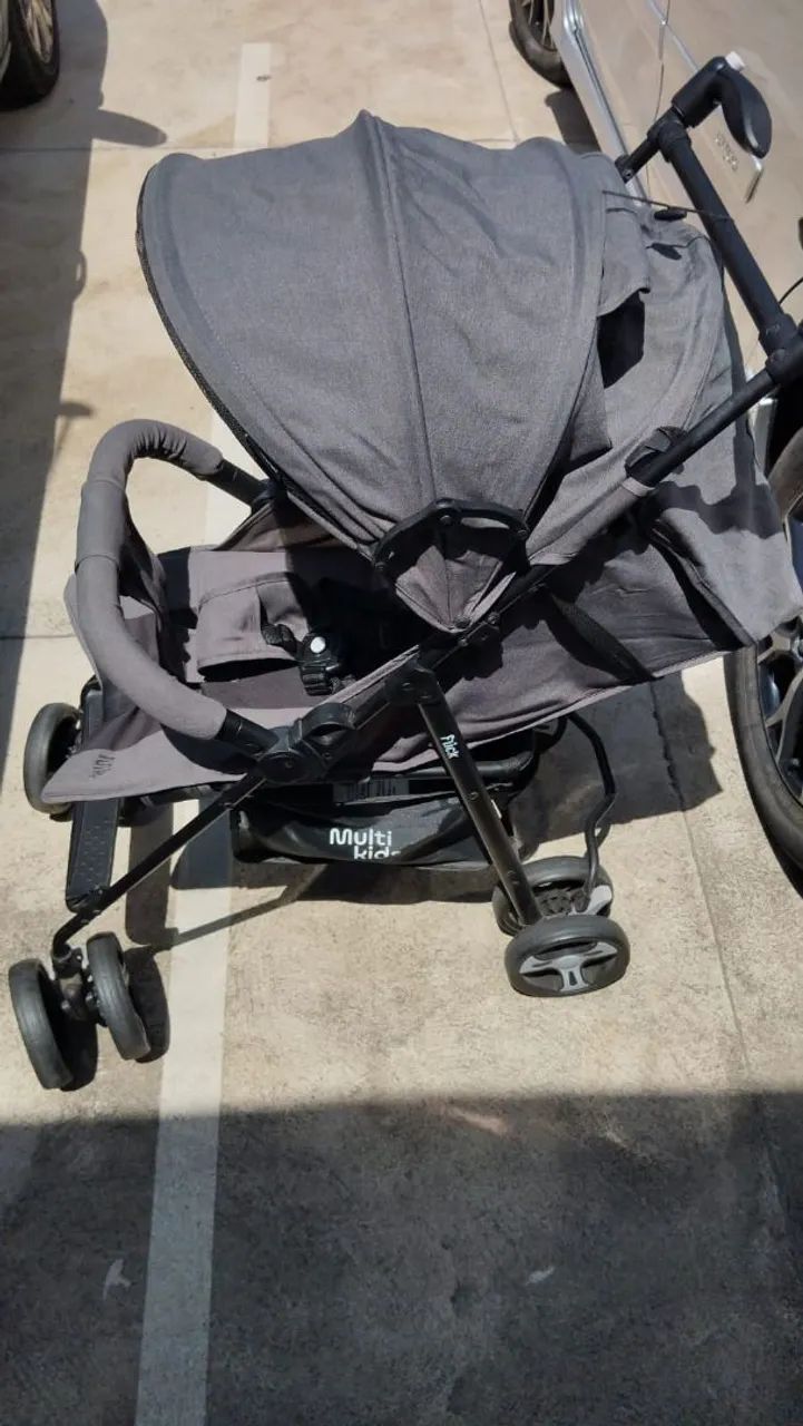 Carrinho de bebê Multikids Rick - muito conservado - Foto 3