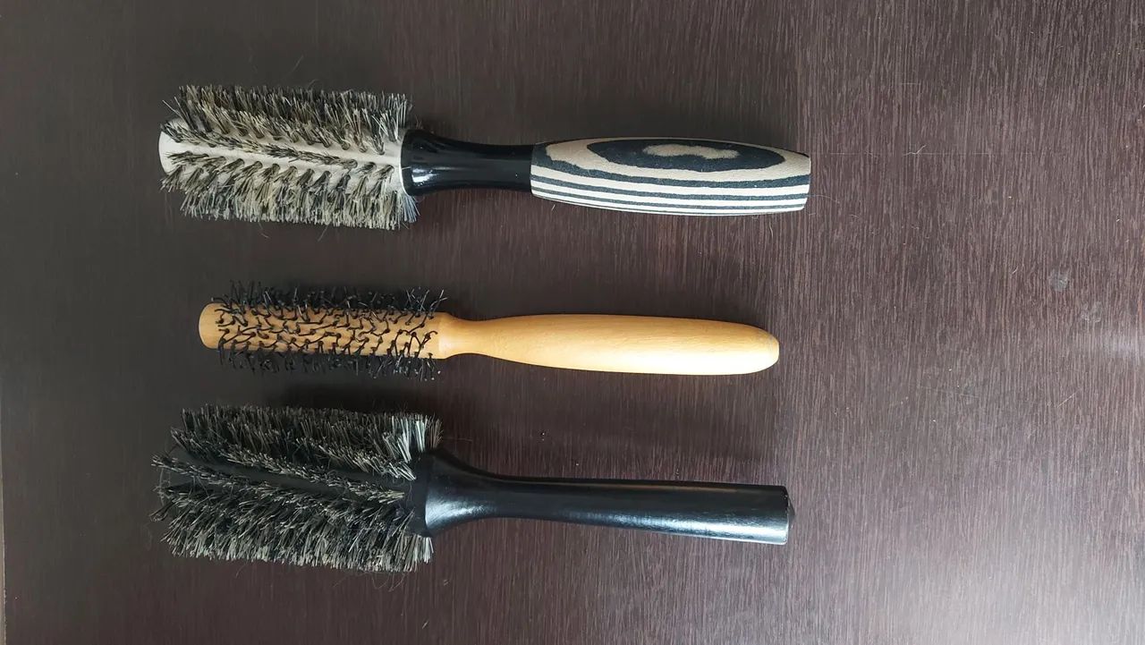 3 escovas de cabelo - Foto 4