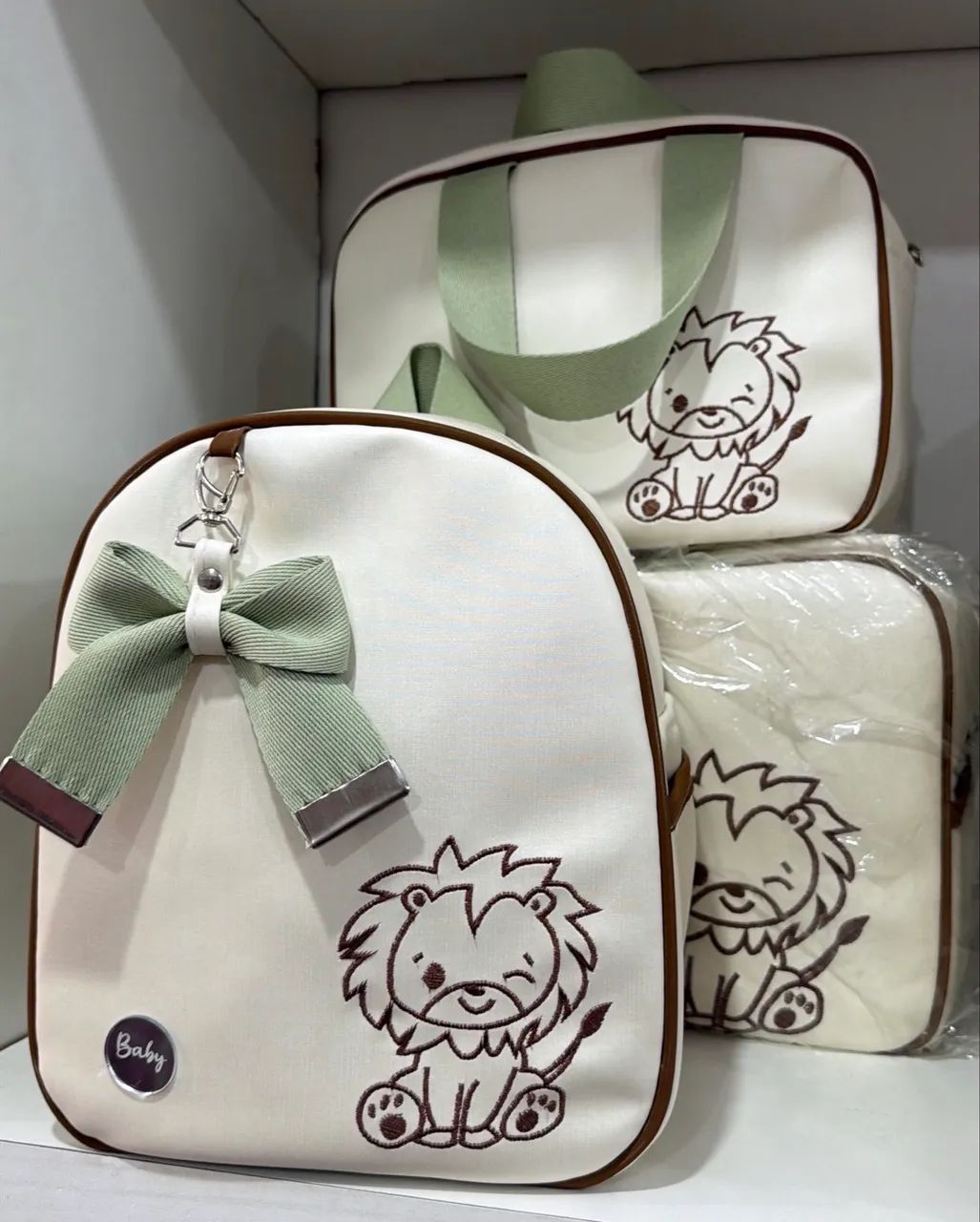 Kit berço, kit bolsa e Ninho 