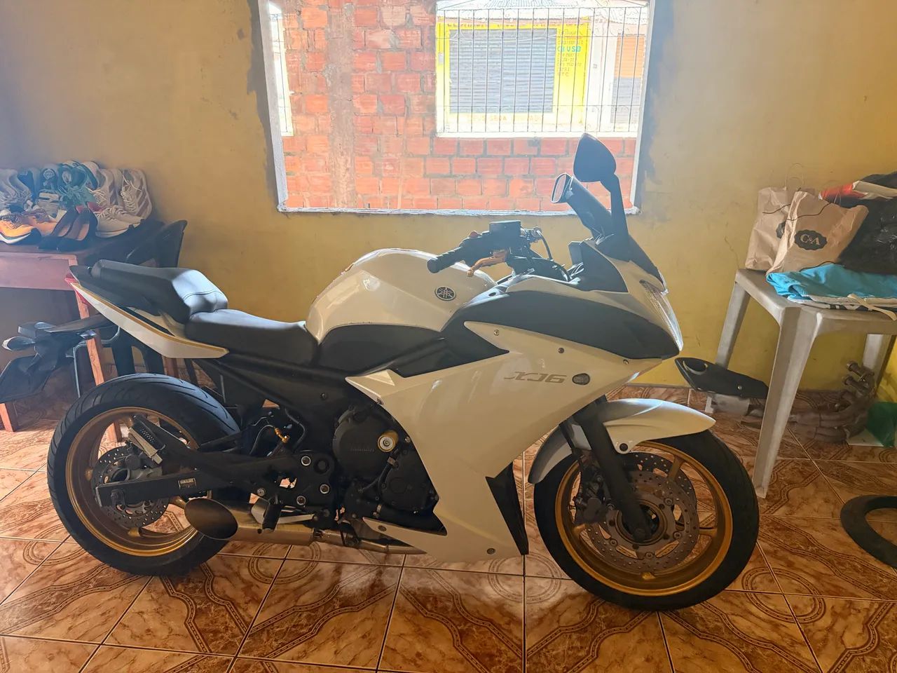 XJ6 F 2012  - Foto 2