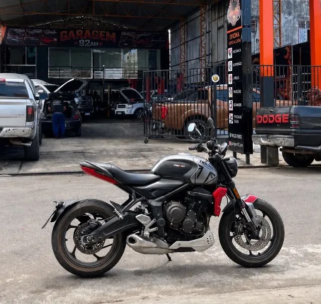 Triumph Trident 660  - Foto 4