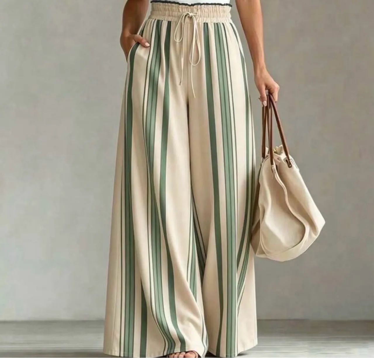 Calça pantalona nova ( nunca usada)