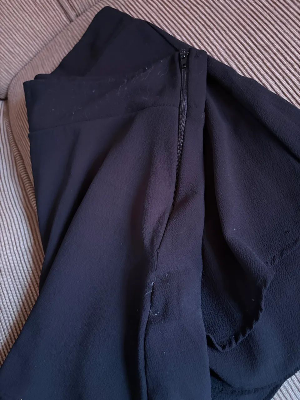 Short saia preto TAM M  - Foto 3
