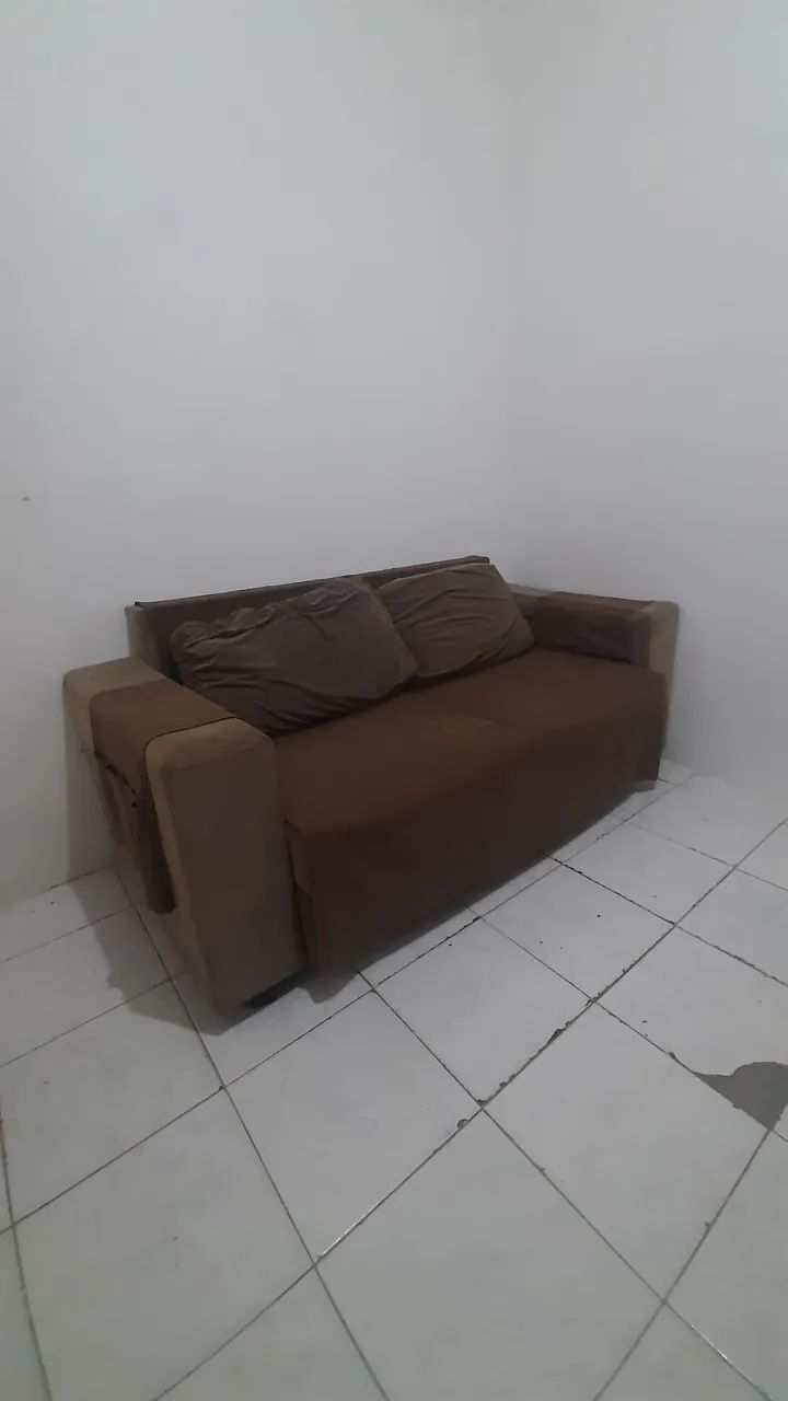SOFÁ RETRÁTIL 3 LUGARES