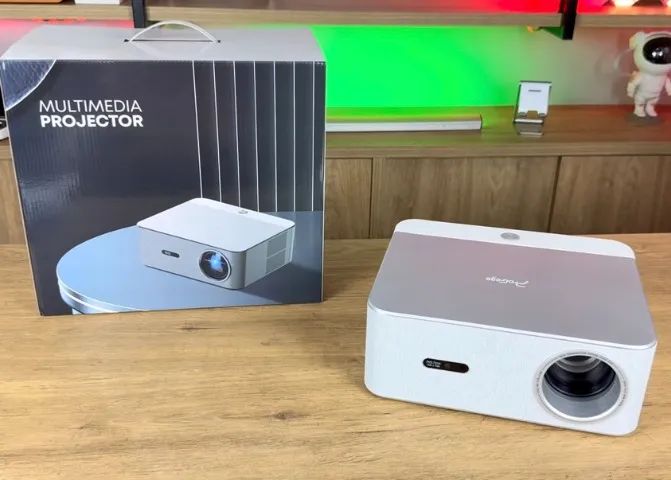 Projetor Progaga 610W Full HD