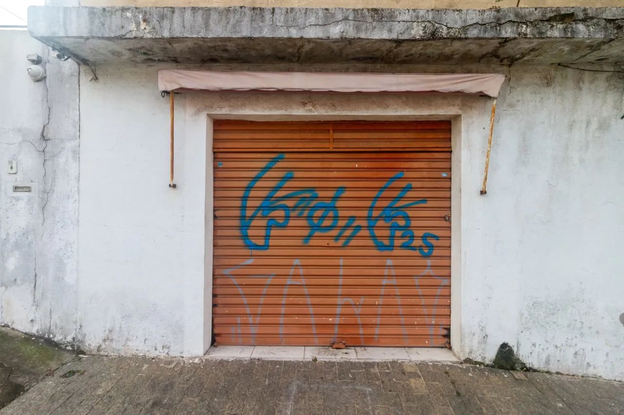 Casa comercial na Rua Rafael Ficondo, 637  16 m²