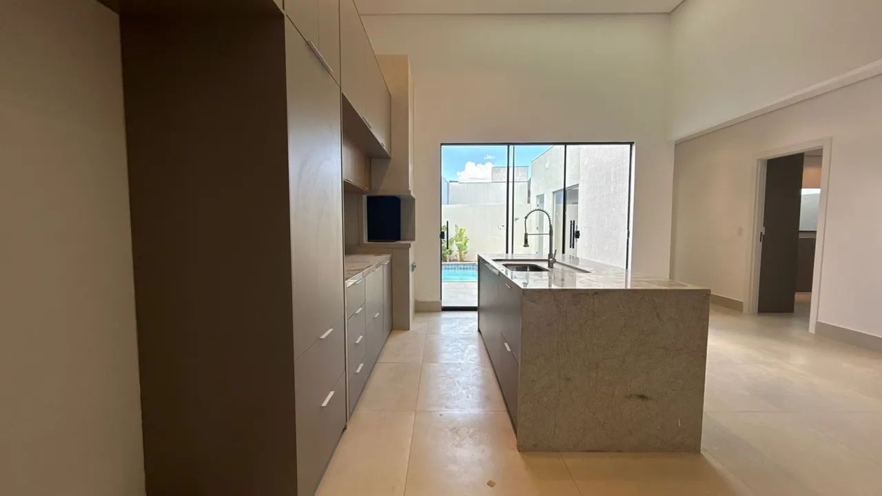 CASA A VENDA EM ARNIQUEIRAS COM MOVEIS PLANEJADOS TODOS AMBIENTES  - Foto 2