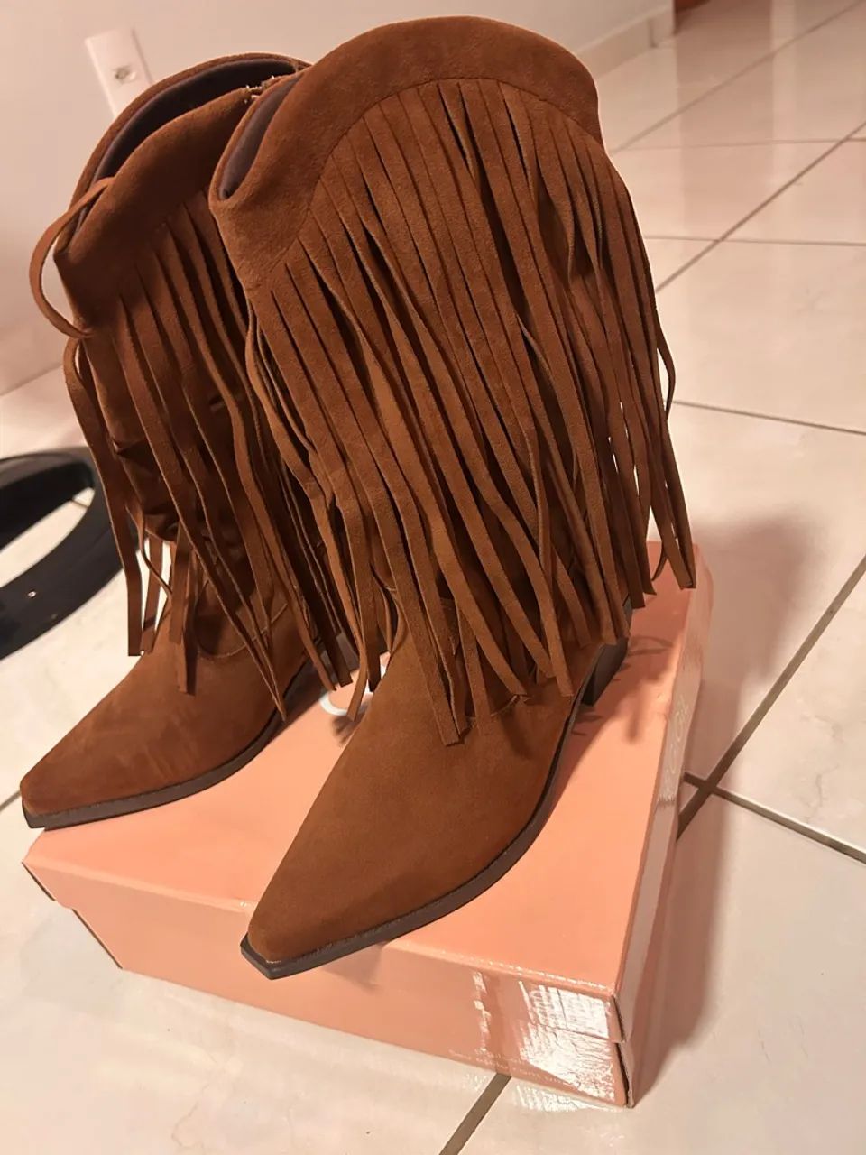 Bota com Franjas 