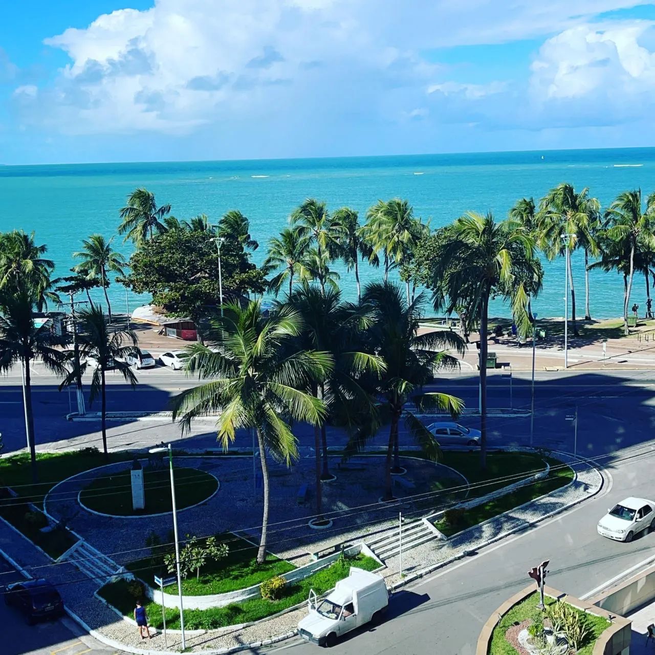More num 4/4 sendo 2 suítes com a melhor vista de Ponta verde