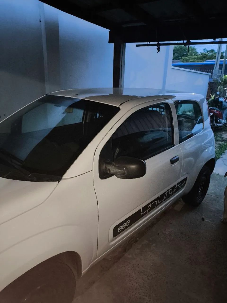 Fiat Uno UNO Furgão 1.0 Fire Flex 8V 3p 2016