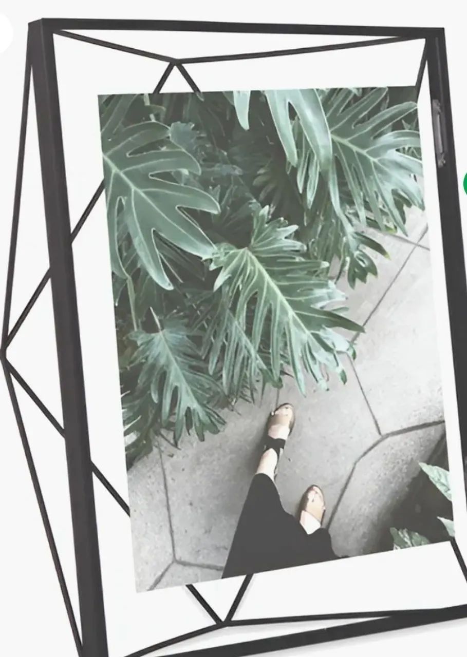 Prisma Photo Display Umbra