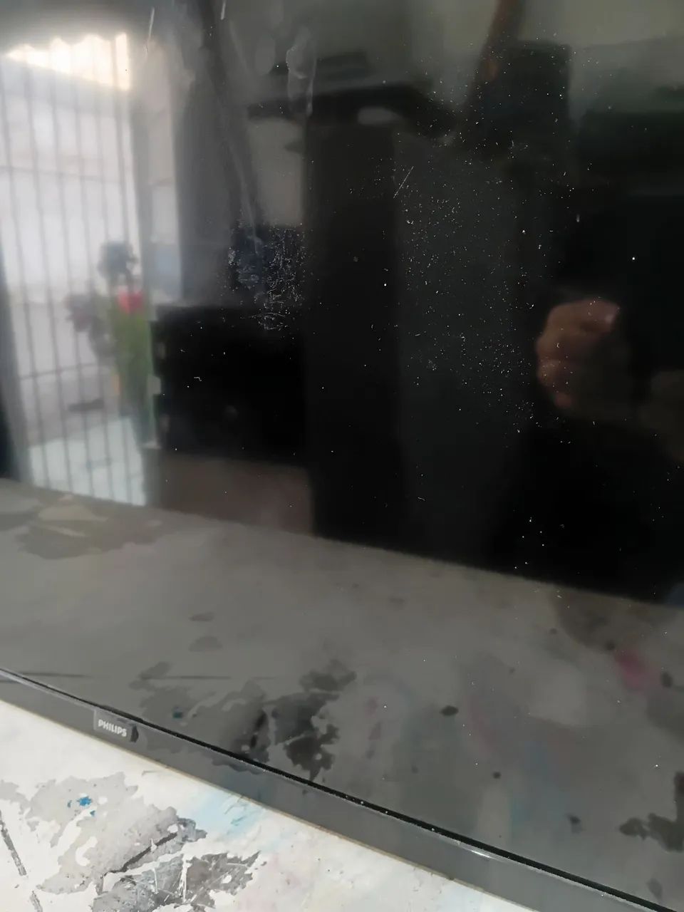Tv Philips 32 polegadas não liga. Para quem conserta. 