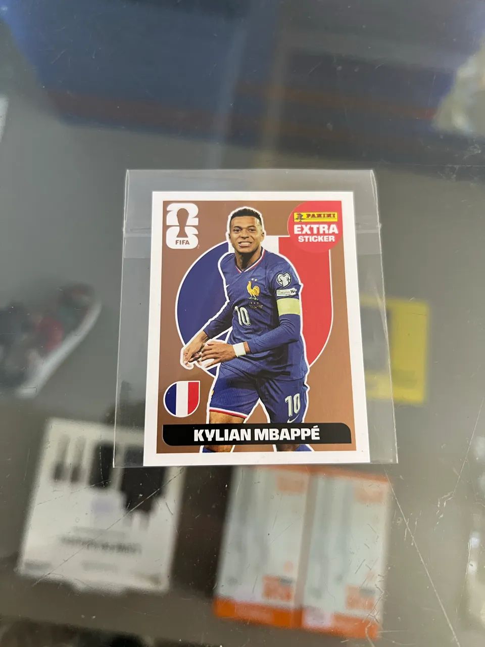 FIGURINHA KYLIAN MBAPPÉ BRONZE