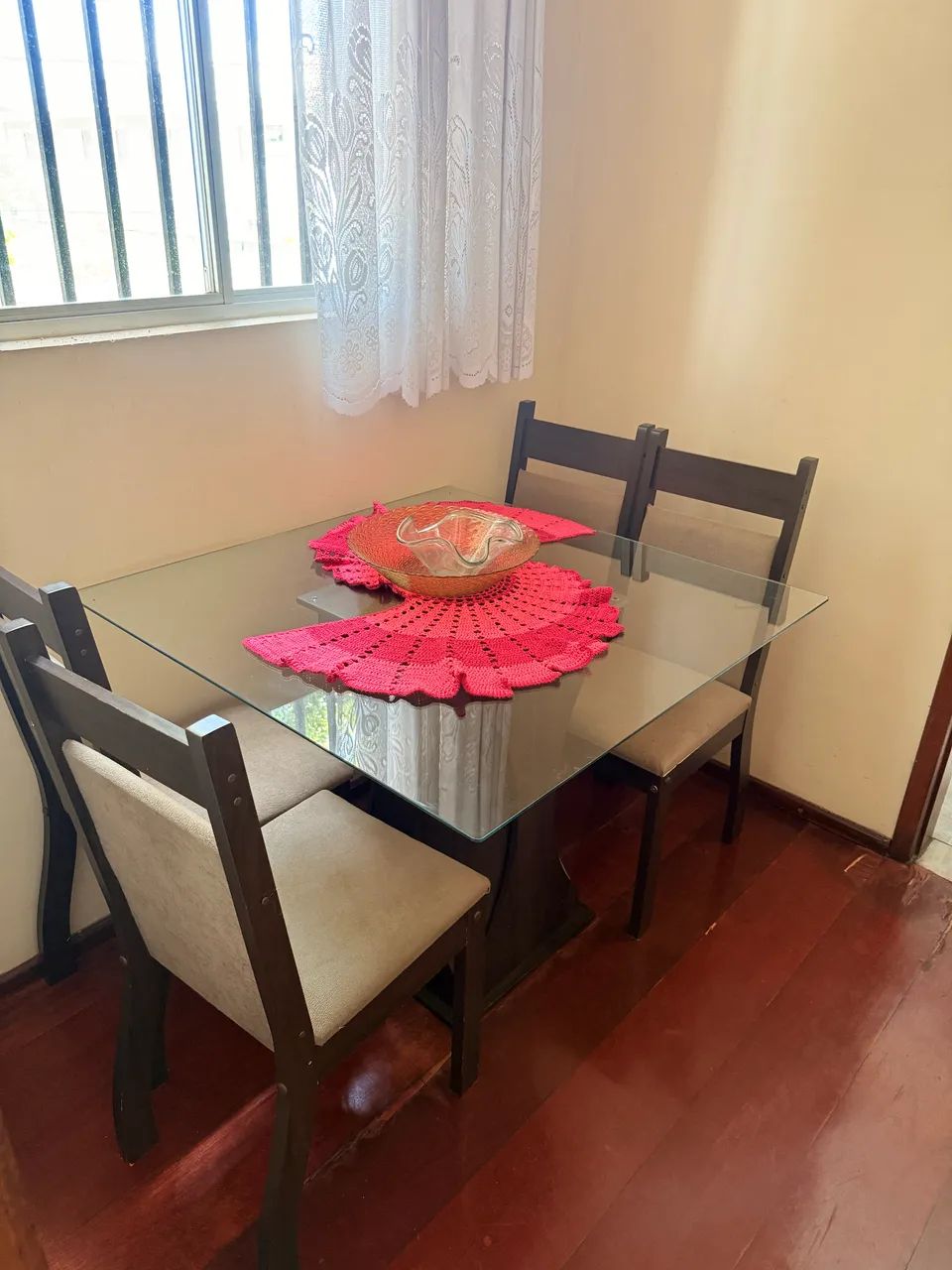 Mesa de canto 4 lugares - Foto 3