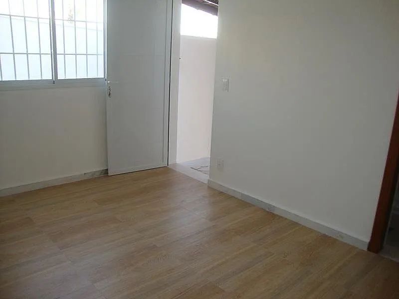 EXCELENTE CASA DE 02 QUARTOS NO MILIONARIOS - Foto 5