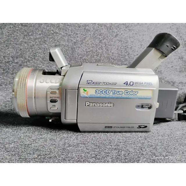 Filmadora Panasonic PV-GS400 - 3CCD Leica Dicomar - Icônica