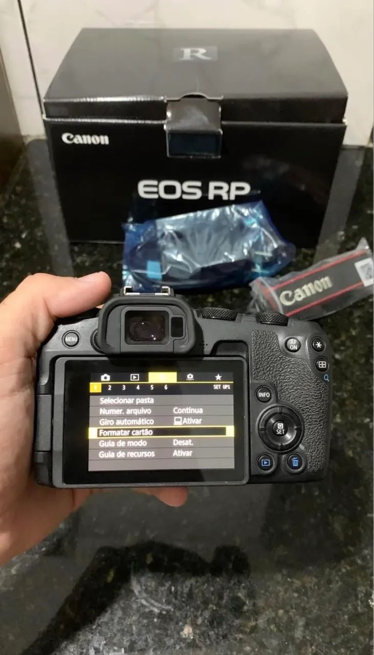 Canon EOS RP full frame mirroless - Foto 2