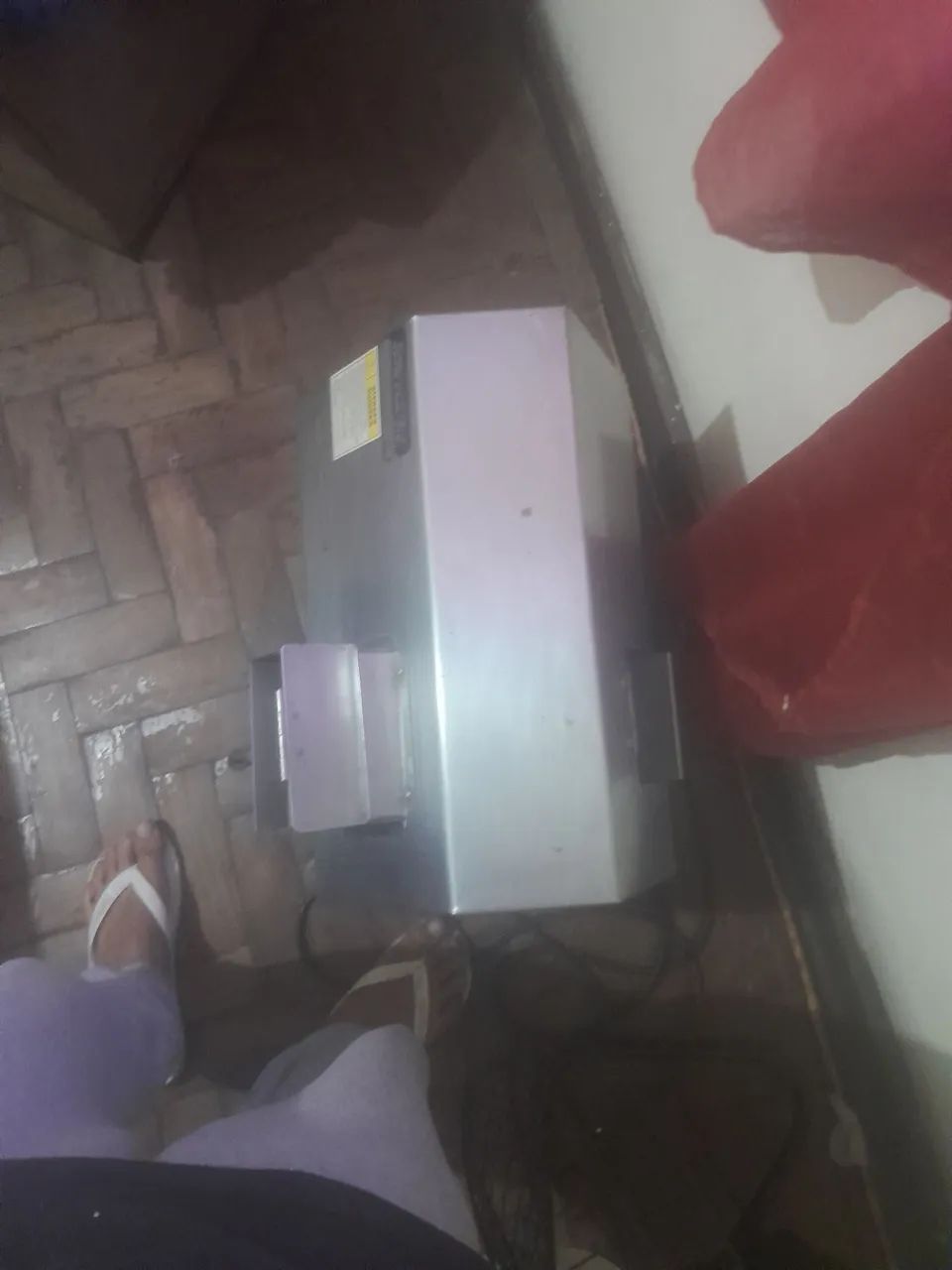 Moedor de cana elétrico compacto seminovo - Foto 2
