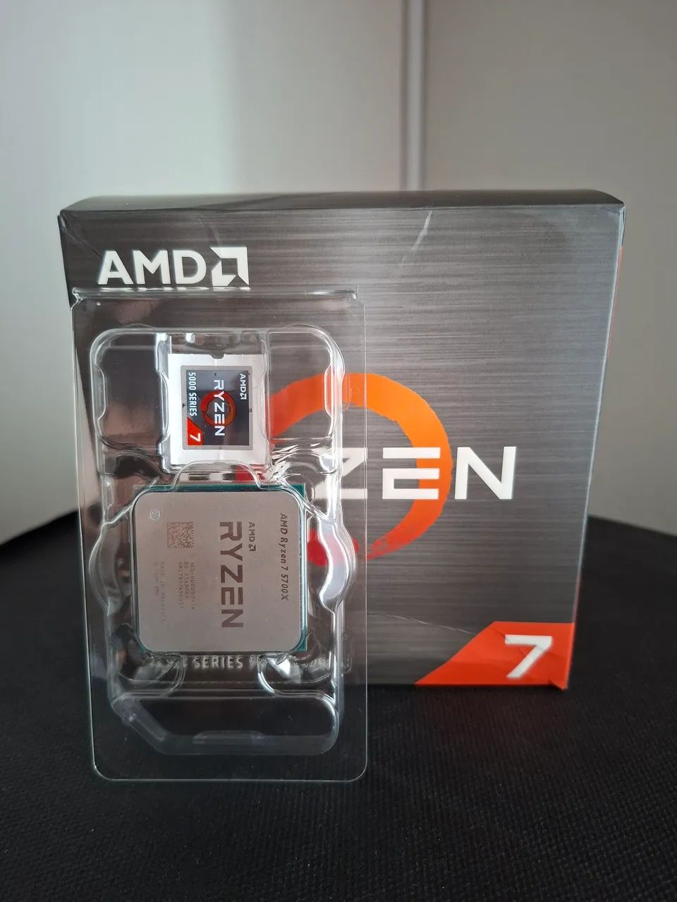 AMD Ryzen 7 5700X - Na caixa - Foto 2