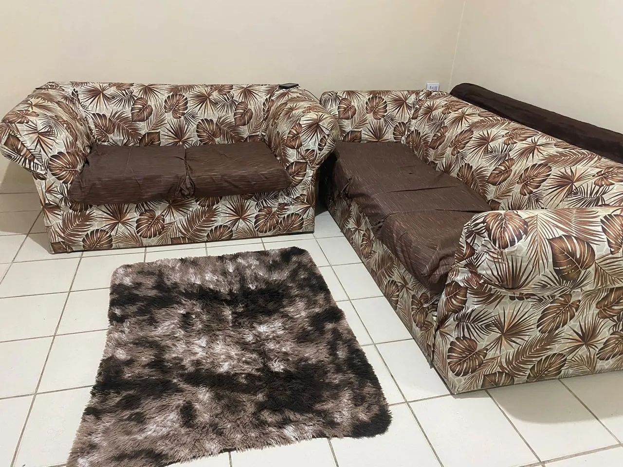 Conjunto de sofás 2 e 3 lugares