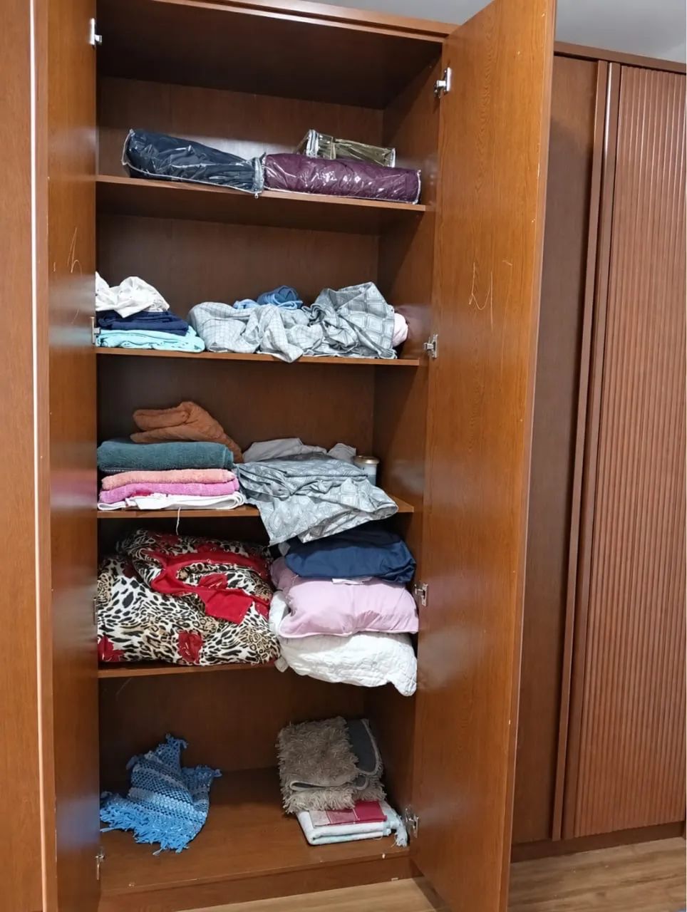 Guarda roupa novíssimo á venda - Foto 4