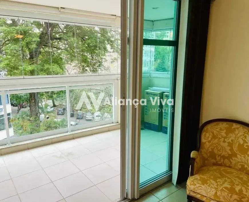 Laranjeiras | Apartamento 2 quartos, sendo 1 suite - Foto 2