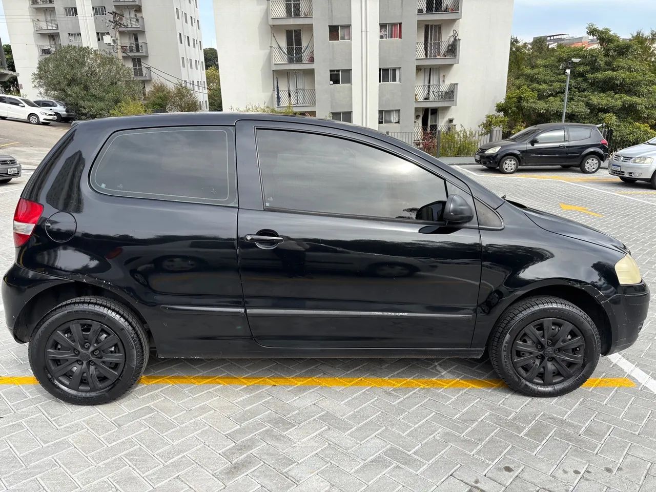 Volkswagen Fox Fox City 1.0Mi/ 1.0Mi Total Flex 8V 3p 2006