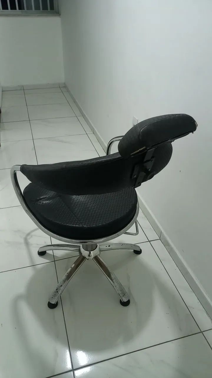 Cadeira para cabeleireira(o). - Foto 5