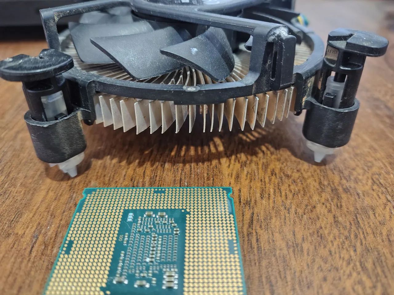 Processador i3 8100T cooler eslim - Foto 3