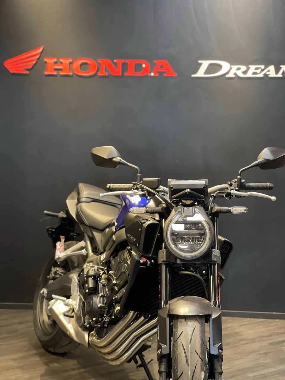CB 650R E-CLUTCH 2027 0Km