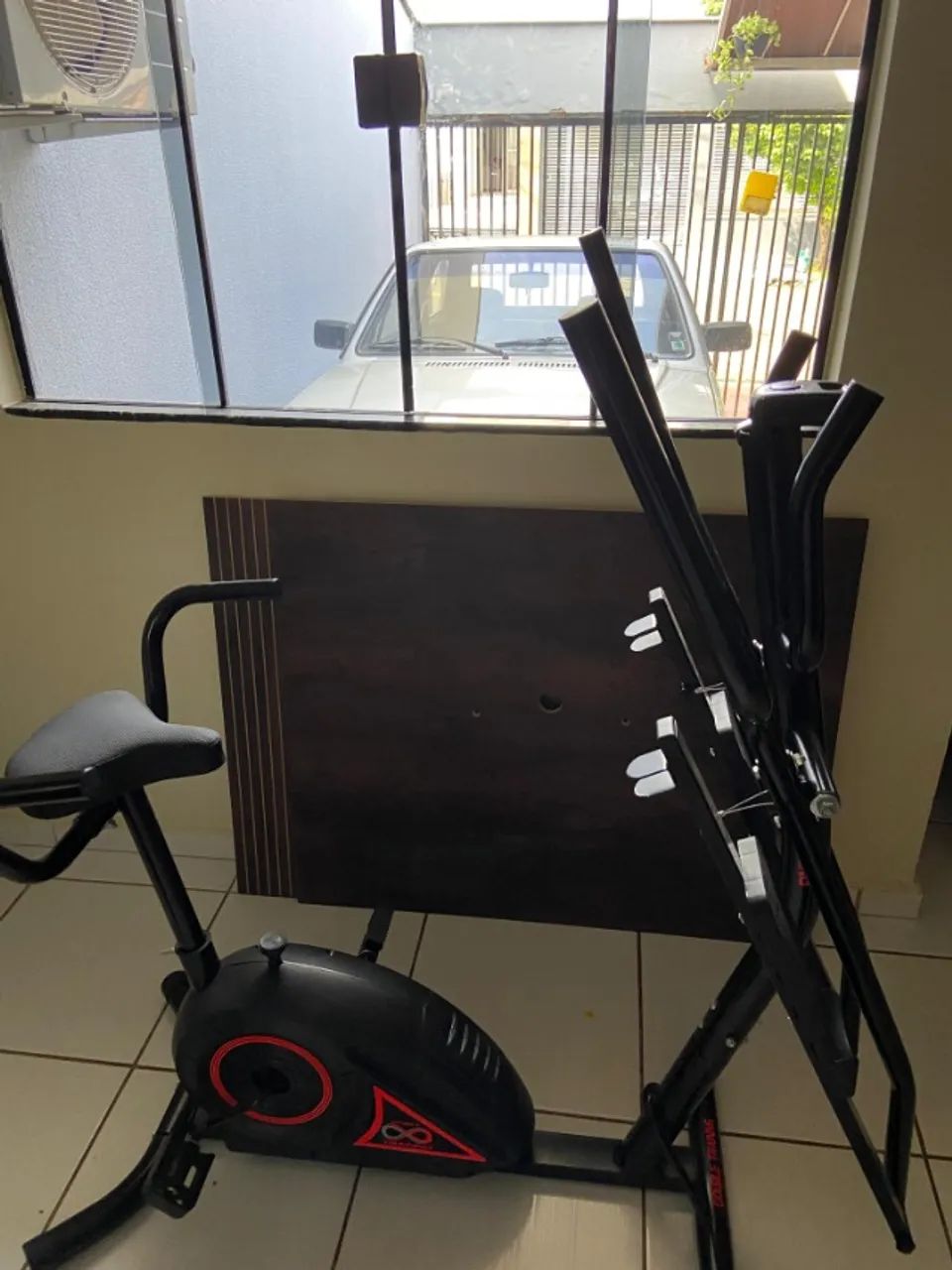Bicicleta ergométrica 2 em 1 - Foto 4