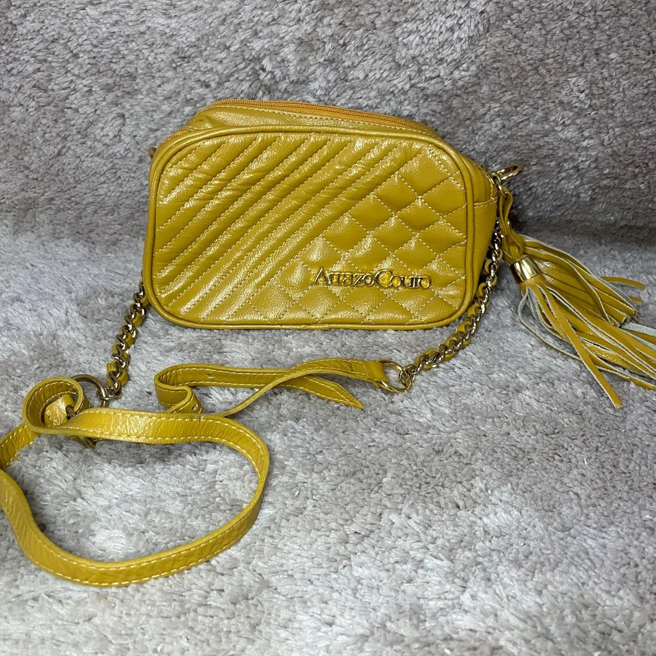 Bolsa Arrazo Couro seminova 