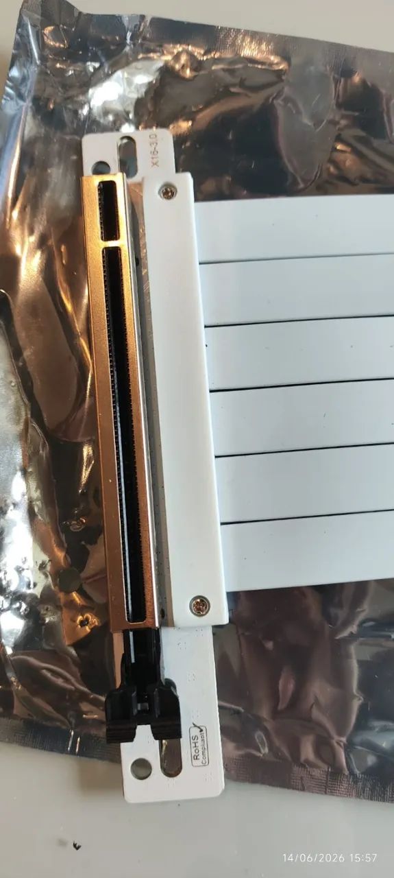 Cabo Extensor Flexível Placa De Vídeo Pcie 3.0 X16 30cm - Foto 4