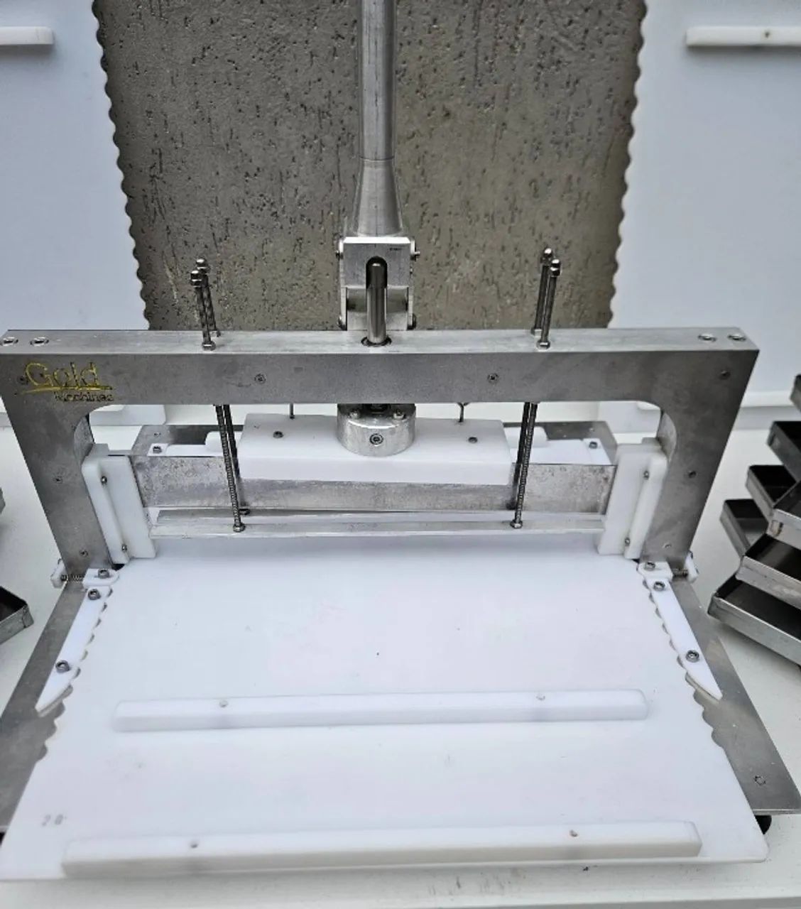 Cortador de Brownie, Palha Italiana, Dadinho de Tapioca Gold Machine (usado) estudo troca 